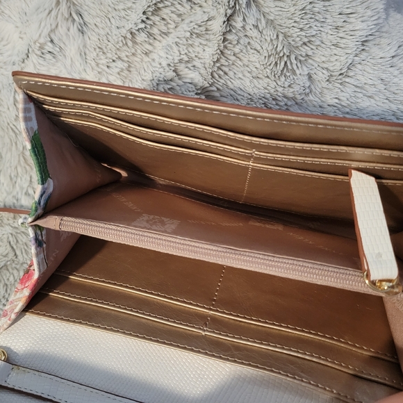 Shoulder bag - Picture 3 of 3